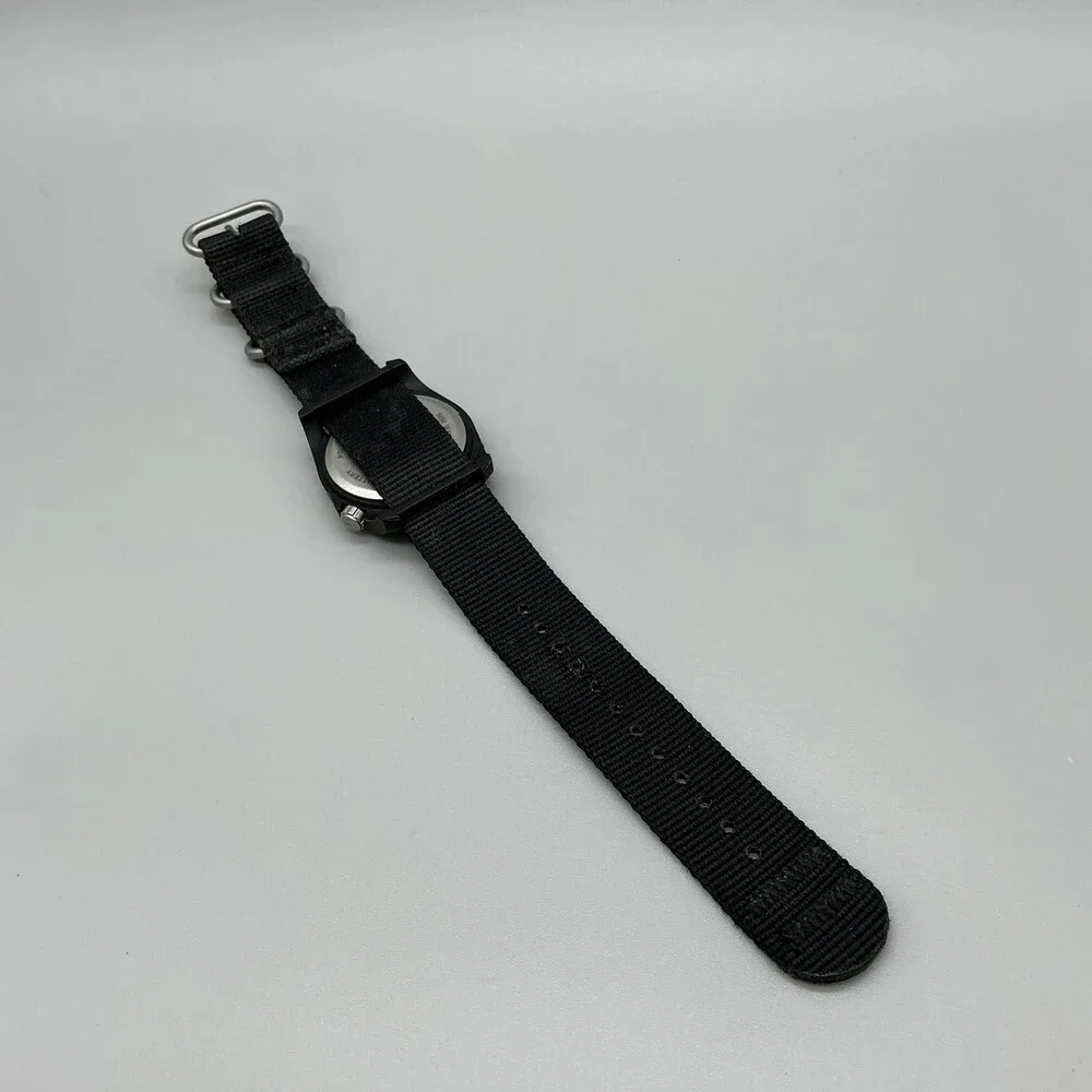 Bertucci A-2R DX3 Mens Watch 40mm Black Dial Nylon Strap 50M Field New Battery